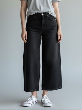 GAP Women’s Black Curvy Stride Ankle High-Rise Wide-Leg Jeans